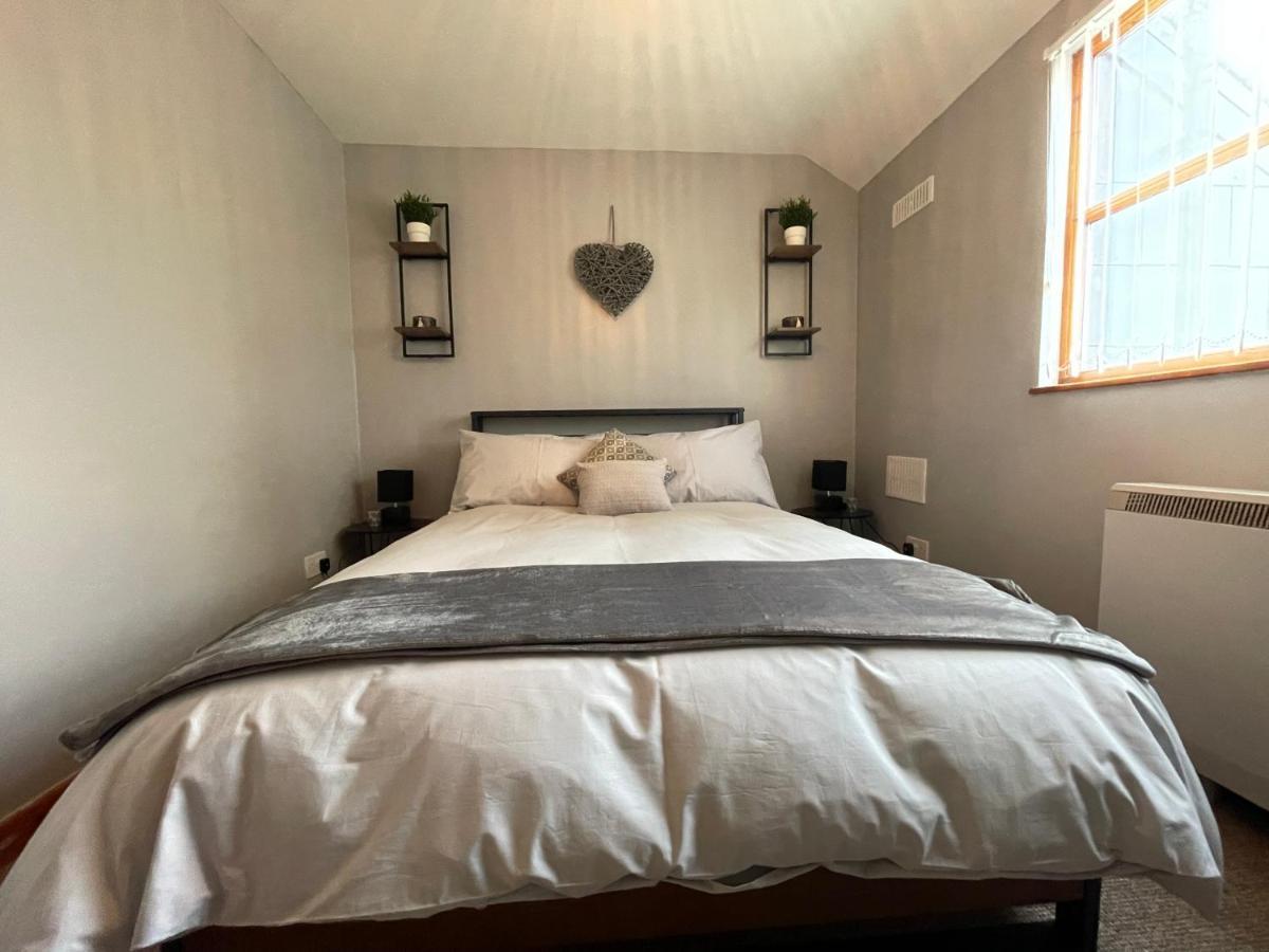 Westend Holiday Let 3 Brecon Ngoại thất bức ảnh